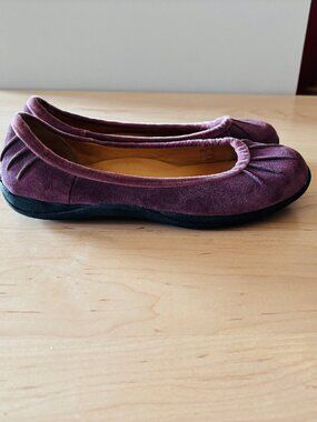 LL Bean Purple Suede Flats